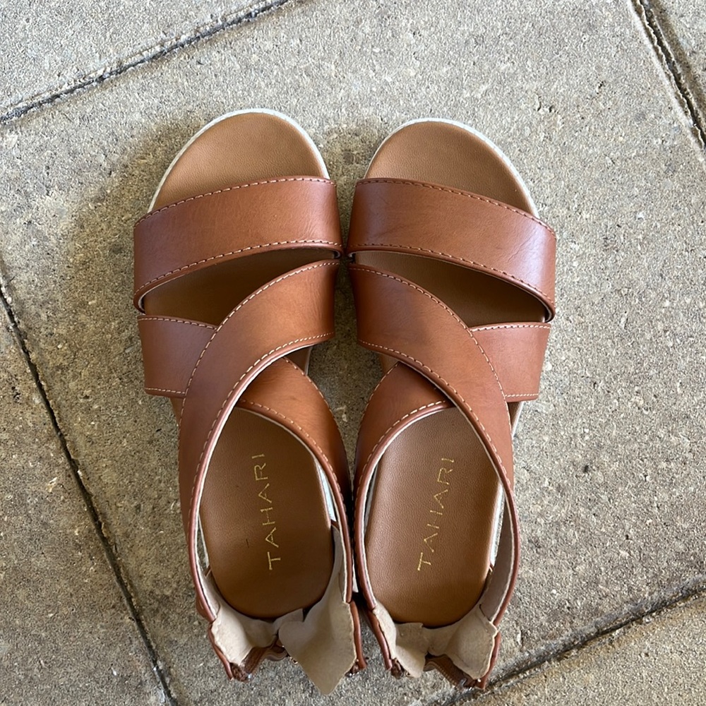 Girls Tahari Sandals
